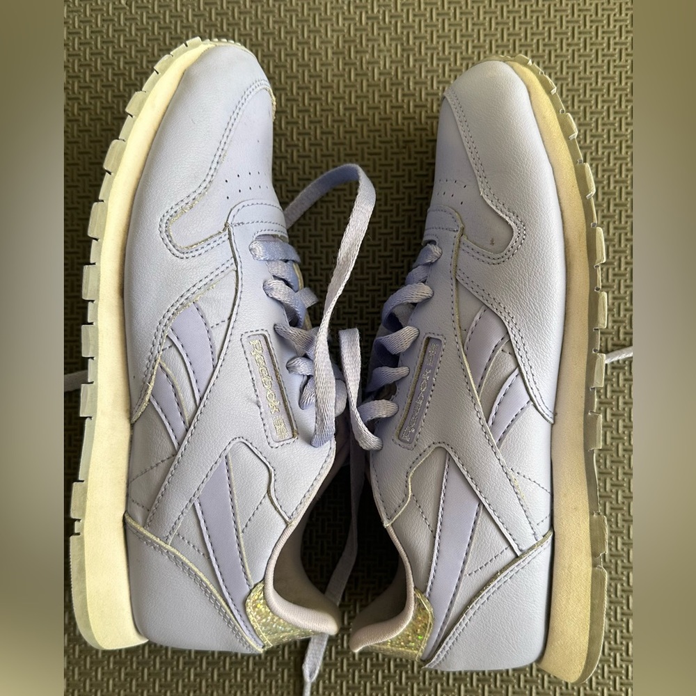 Reebok women sneakers lilac color size 5